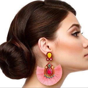 SOLD OUT🆕La Mia PINK & RHINESTONE TASSEL EARRINGS